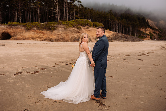 Justin-Emily-Elopement-Cape-Lookout-Tillamook-Oregon-Photos (35 of 61)