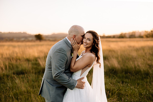 Chris-Victoria-Wedding-Photos-2022-Oregon-PORTRAITS (60)