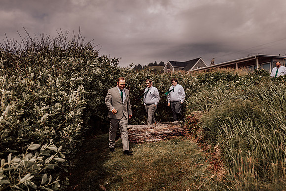 Annie-Ryan-Lincoln-city-roads-end-park-oregon-elopement-photos-24