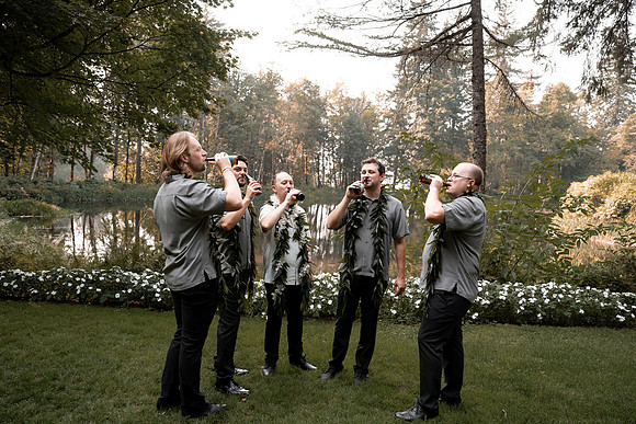 Ryan-Lynsie-Bridal-Veil-Lakes-Portland-Oregon-Weddingg-121