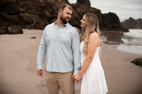 Thommy-Caroline-Oregon-Coast-Engagement-Proposal-Photographer-17