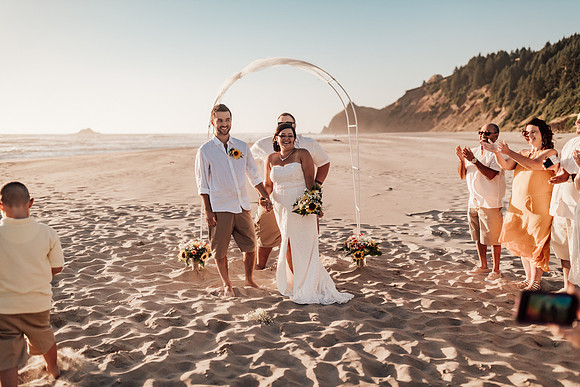Anthony-Drayann-roadsend-lincoln-city-oregon-elopement-photos-7328