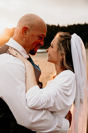 Kacey-Short-Sand-Beach-Tillamook-Oregon-Elopement (54 of 128)
