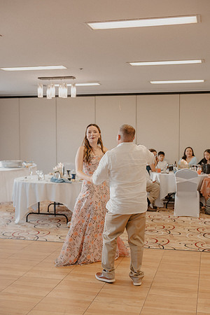 Marcus-Lori-Chinook-Winds-Seafood-Grille-Lincoln-City-Oregon-Wedding-Photos (395 of 477)