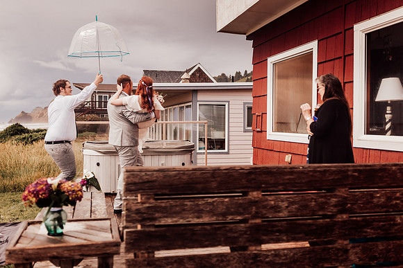 Annie-Ryan-Lincoln-city-roads-end-park-oregon-elopement-photos-145