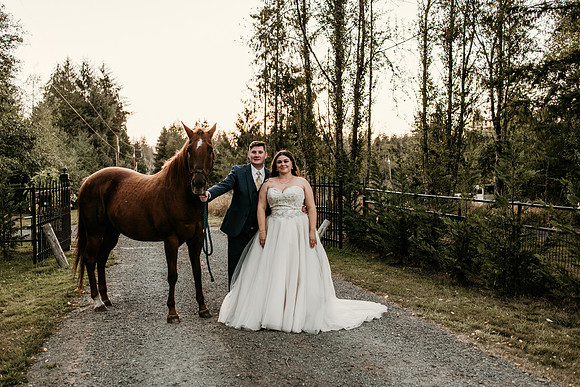Connor-Cierra-Ranier-Washington-Barn-Rustic-Wedding-Washington-Wedding-Photos-0668