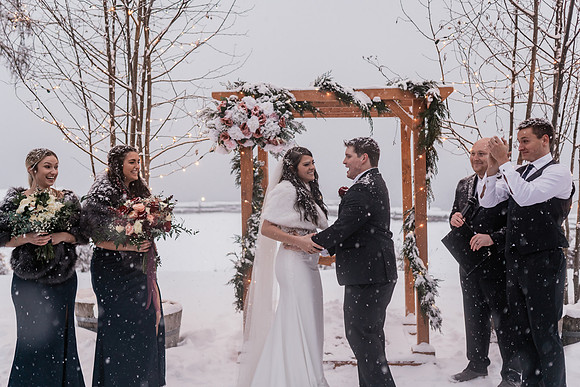 Tyler-Brittani-Lake-Priest-Idaho-Winter-Snow-Wedding-2021-04195