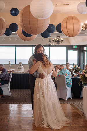 Jeff-April-Inn-Spanish-Head-Lincoln-City-oregon-Wedding-2022 (224 of 299)