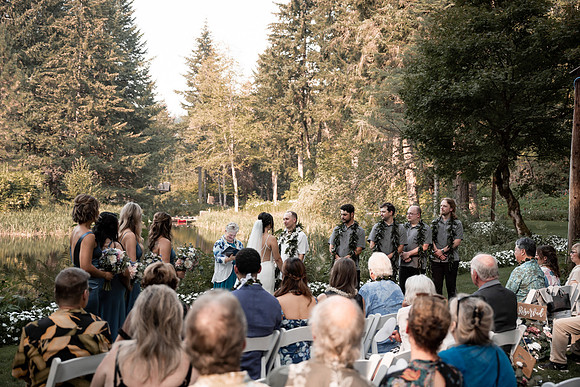 Ryan-Lynsie-Bridal-Veil-Lakes-Portland-Oregon-Weddingg-31