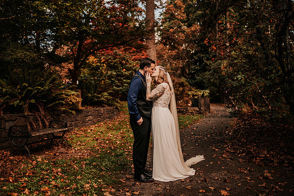Autumn-Brad-Fall-Eugene-Oregon-Hendricks-Park-Elopement-Wedding-Photos-0401