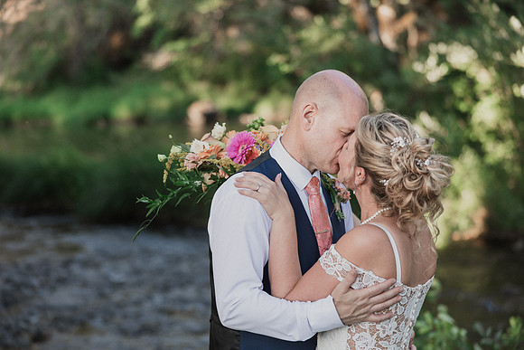 Derrick-Kenzie-Navarra-Gardens-Willamina-Oregon-Wedding-Photos (294 of 436)