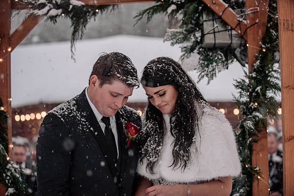 Tyler-Brittani-Lake-Priest-Idaho-Winter-Snow-Wedding-2021-4627