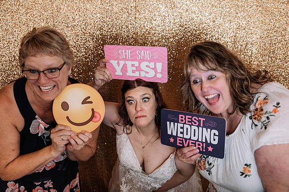 Jeff-April-Inn-Spanish-Head-Lincoln-City-oregon-Wedding-2022 (300 of 299)