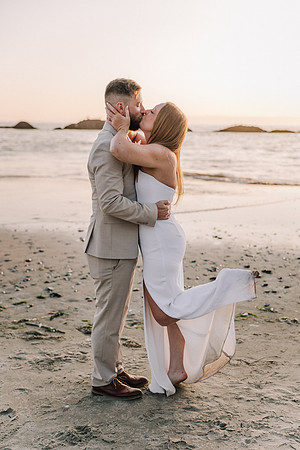 JARED-ALEX-SEAL-ROCK-OREGON-ELOPEMENT-PHOTOS (231 of 241)