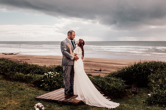 Annie-Ryan-Lincoln-city-roads-end-park-oregon-elopement-photos-248