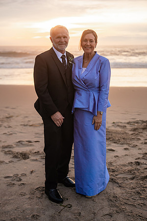 Jillian-Peter-Depoe-Bay-Oregon-Elopement-photos-35