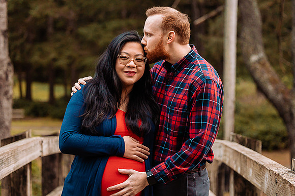 Dylan-Johanna-Fogarty-Creek-Oregon-Engagement-Maternity-Photos (46 of 49)