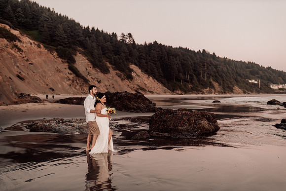 Anthony-Drayann-roadsend-lincoln-city-oregon-elopement-photos-7963