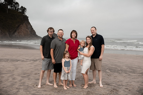 Family-Photos-2024-Lincoln-City-Oregon--8
