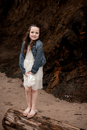 Destiny-Makala-Family-Photos-2025-Depoe-bay-Oregon (60 of 72)