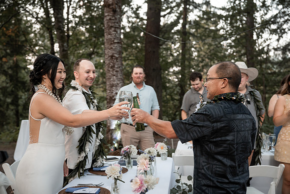 Ryan-Lynsie-Bridal-Veil-Lakes-Portland-Oregon-Weddingg-38