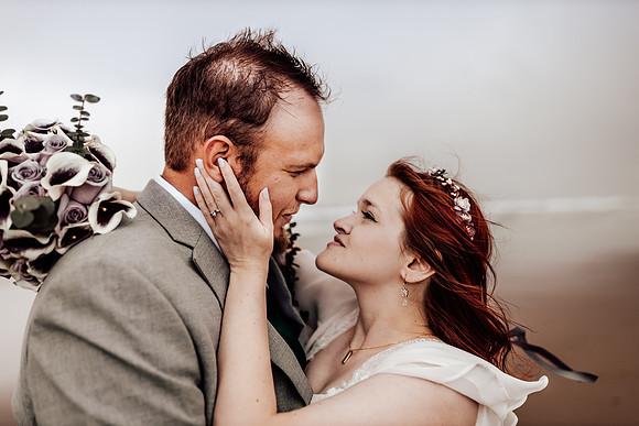 Annie-Ryan-Lincoln-city-roads-end-park-oregon-elopement-photos-206