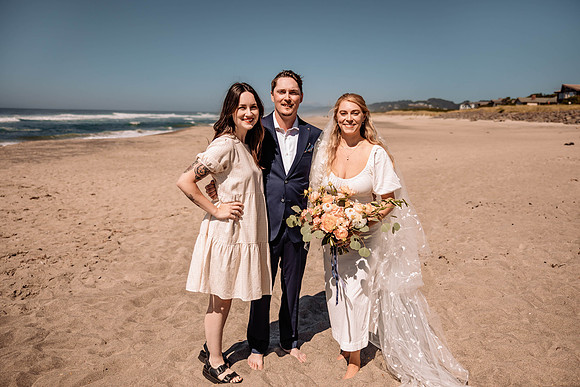 Graeson-Helen-Neskowin-Elopement-Photos-9209