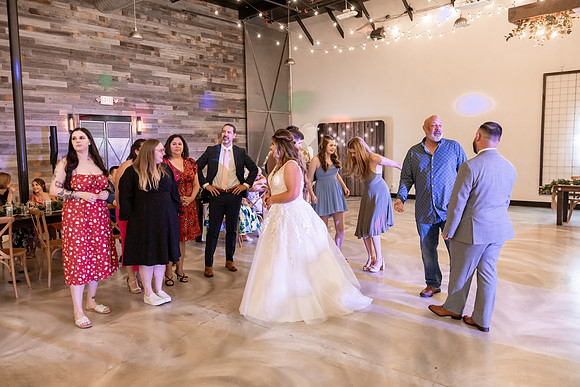 Kara-Sam-Simple-Affairs-Vegas-Wedding-Photos-310