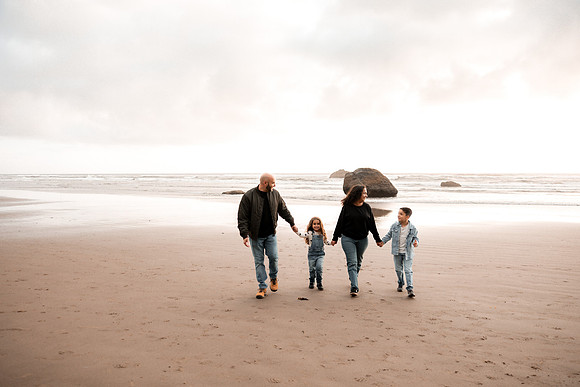 Kristina-family-photos-2025-Hug-Point-Oregon (51 of 51)