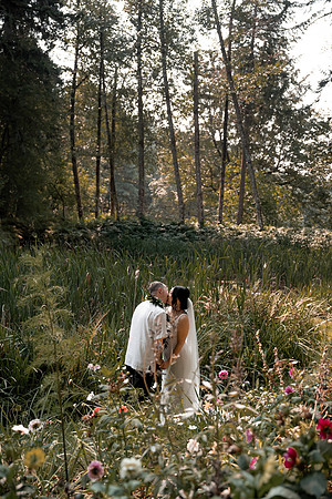 Ryan-Lynsie-Bridal-Veil-Lakes-Portland-Oregon-Weddingg-32