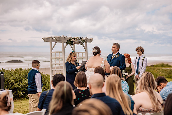 Jon-Kimberli-Chinook-Winds-Lincoln-City-Oregon-Wedding-2022 (70 of 139)