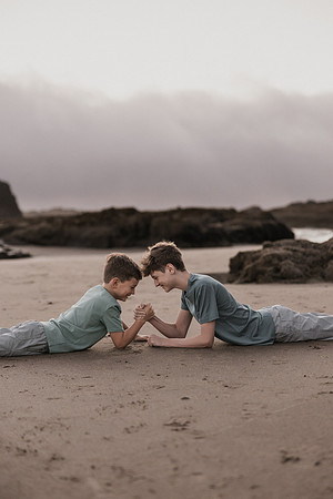 NATALIE-Family-Vacation-Photos-Lincoln-City-Oregon-2025 (44 of 52)