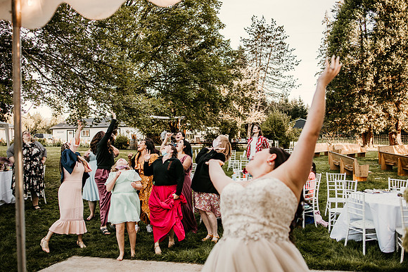 Connor-Cierra-Ranier-Washington-Barn-Rustic-Wedding-Washington-Wedding-Photos-0357