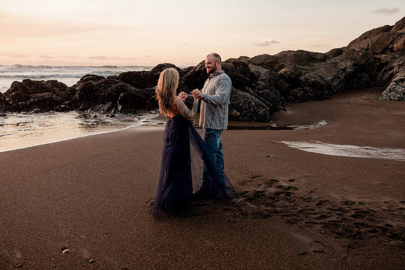 Stuart-Monique-Lincoln-City-Fogarty-creek-Oregon-Couples-Photos-3079