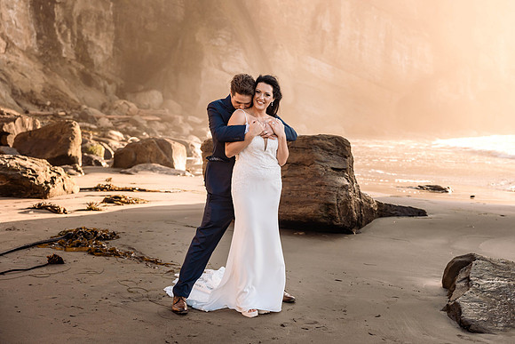 Lacey-Tom-Depoe-Bay-Oregon-Elopement-Photos-2-8