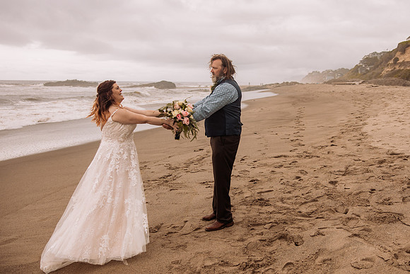 Jeff-April-Inn-Spanish-Head-Lincoln-City-oregon-Wedding-2022 (211 of 299)