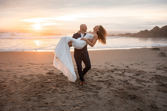 Jillian-Peter-Depoe-Bay-Oregon-Elopement-photos-43