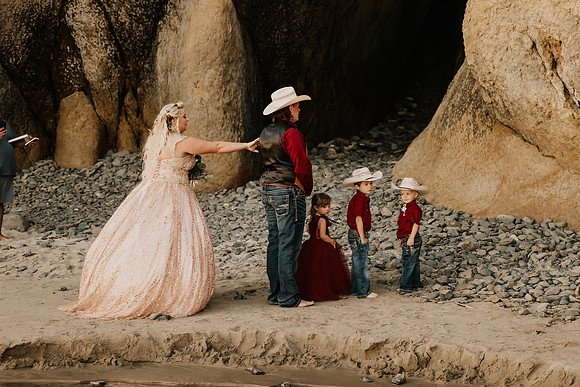 Kayla-Bo-Hug-Point-Oregon-Elopment-3969