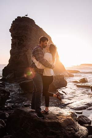 brittani-Nick-Otter-Crest-Couples-Photo-Session-Oregon-0825