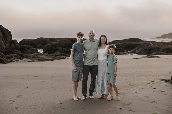 NATALIE-Family-Vacation-Photos-Lincoln-City-Oregon-2025 (3 of 52)