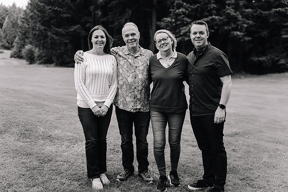 Family-Photos-2024-Lincoln-City-Oregon--1