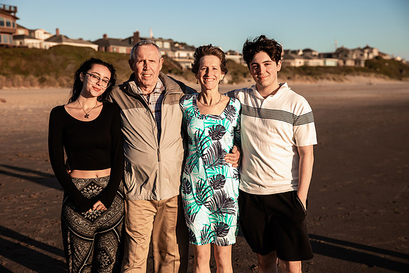Elaine-Family-Photos-2024-64