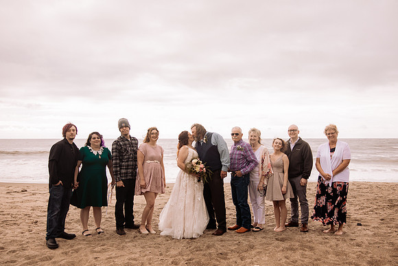 Jeff-April-Inn-Spanish-Head-Lincoln-City-oregon-Wedding-2022 (175 of 299)