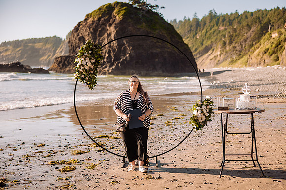 Jamie-Tillamook-Oceanside-Short-Beach-Elopement-Oregon-2022 (17 of 119)