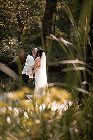 Ryan-Lynsie-Bridal-Veil-Lakes-Portland-Oregon-Weddingg-24