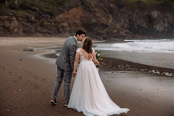 Eric-Kylee-Fishing-Rock-Elopement-Depoe-Bay-0regon-Photos-5071