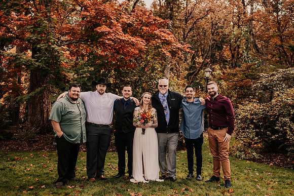 Autumn-Brad-Fall-Eugene-Oregon-Hendricks-Park-Elopement-Wedding-Photos-0340