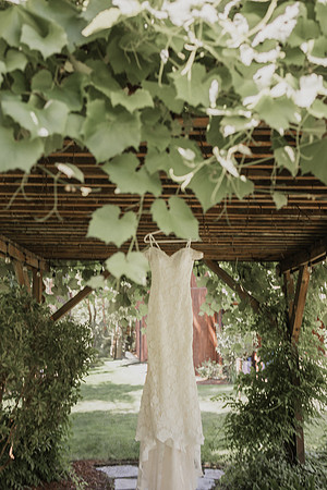 Derrick-Kenzie-Navarra-Gardens-Willamina-Oregon-Wedding-Photos (438 of 1)