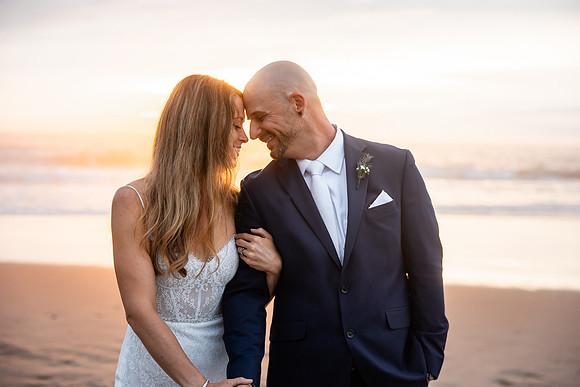 Jillian-Peter-Depoe-Bay-Oregon-Elopement-photos-41