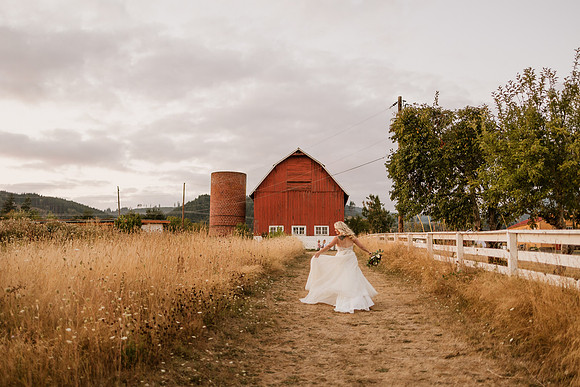 Gage-Mckayla-Adeline-Farm-Wedding-Photos-2021-0675